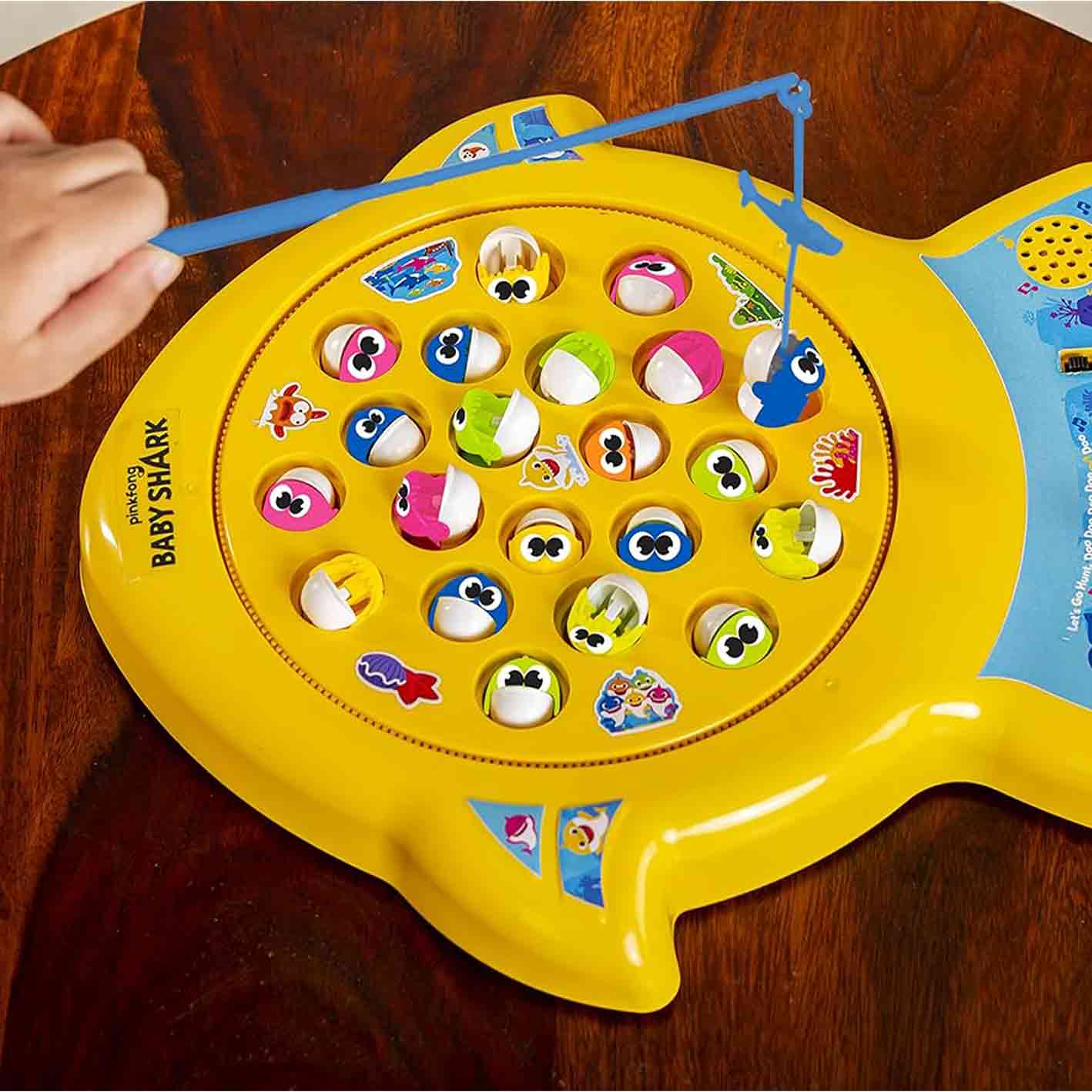 Li'l Wizards Baby Shark Sing&Go Fishing Game|Musical Fish Game with Rotating Pond,21 Fishes&4 Fishing Poles|for Kids 4+Yrs|Gifting|India's Character Fishing Game with Iconic Baby Shark Song,Yellow