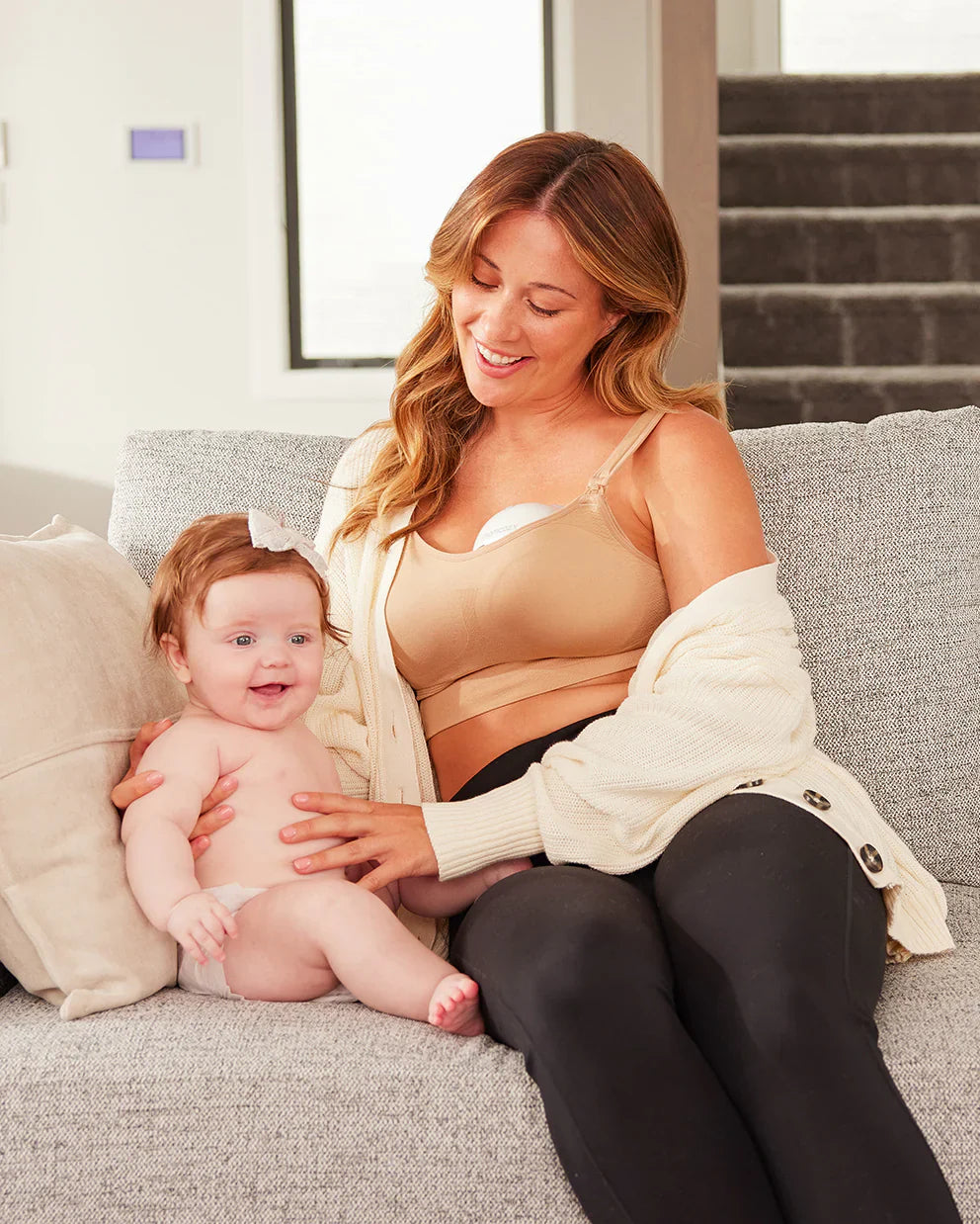 Momcozy All-in-one M5 Wearable Double Electric Breast Pump - Painless Pumping - Portable - 3 Modes & 9 Suction Levels - Rechargeable - Grey