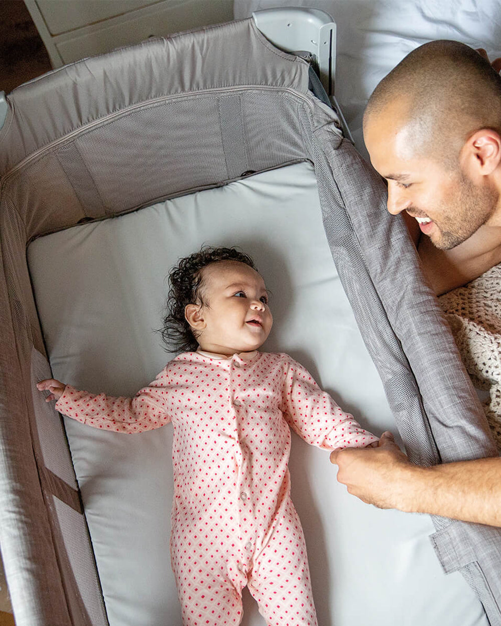 Joie Kubbie Sleep Bedside Crib & Travel Cot-With Removable Mattress-Compact Fold-Includes Travel Bag-Shale-For 0 to 36M