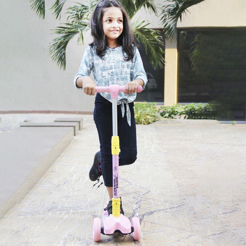 R for Rabbit Road Runner Scooter For Kids - PU LED Wheels, 4 Level Height Adjustment, Anti Slip Deck, Safety Certified, 3-Wheel scooter, Easy use, 3-7years
