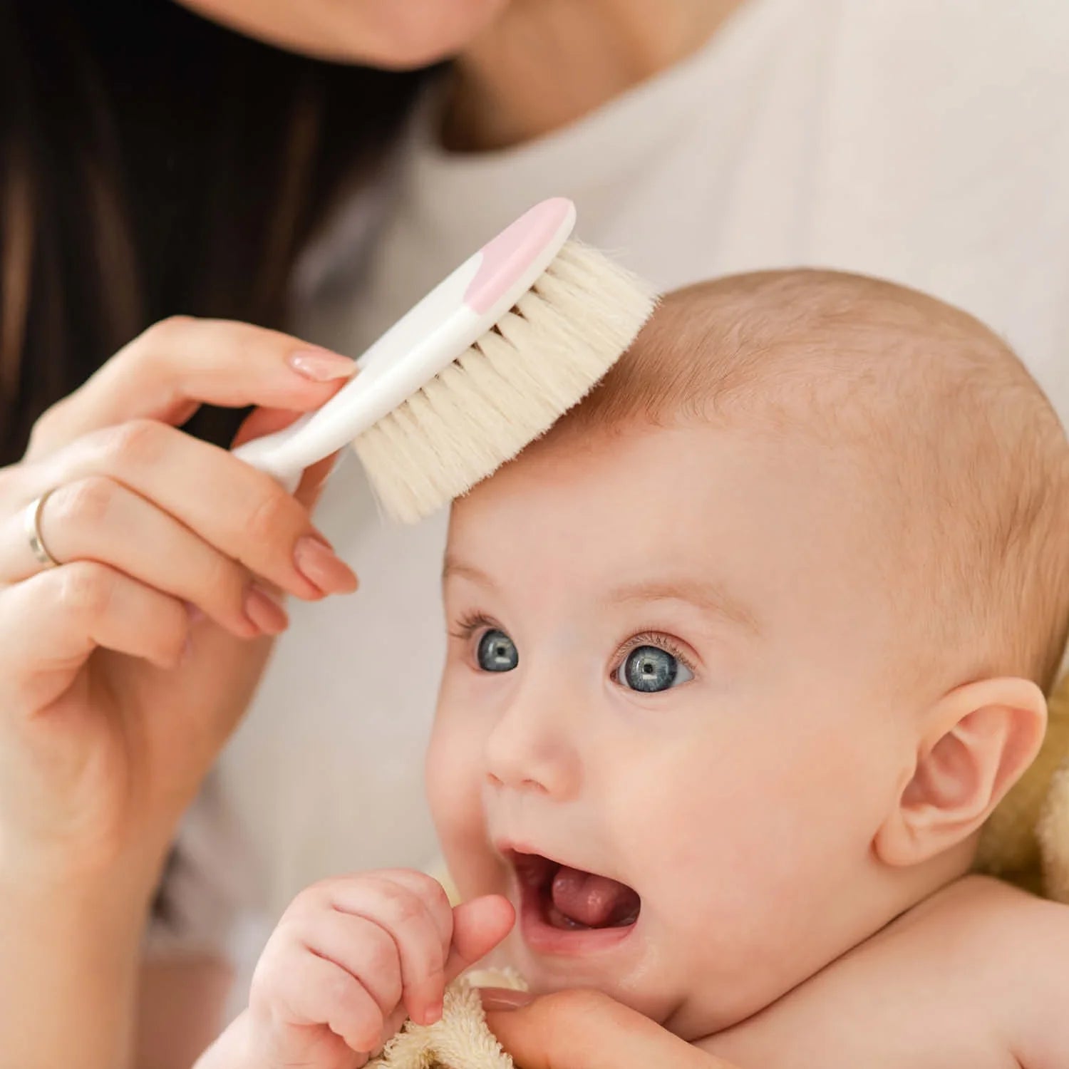 chicco Brush And Comb Pink