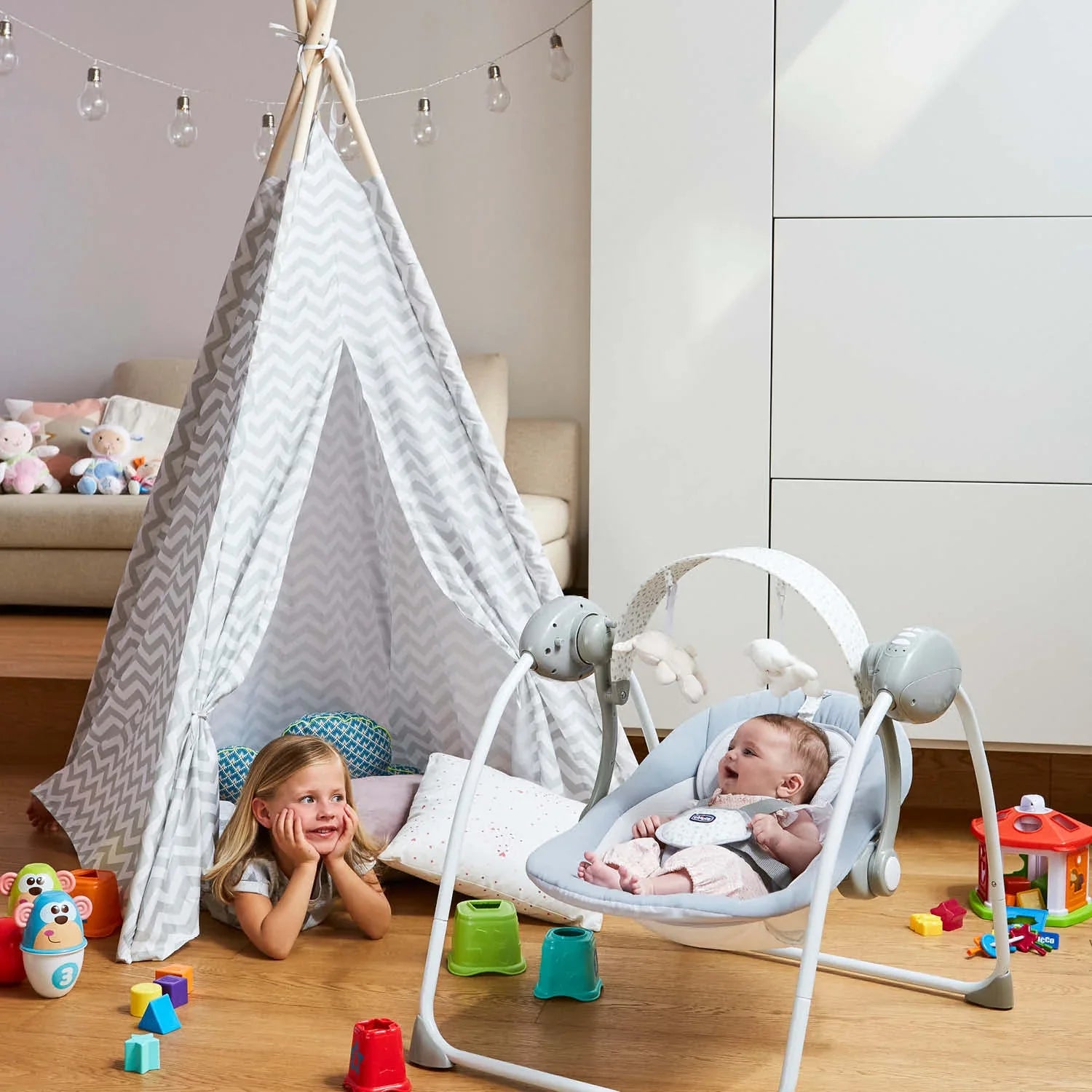 Chicco Swing  Relax & Play Cool Grey